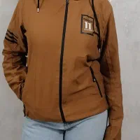 پالتو بارونی  سویشرت|لباس|قدس, شهر‌قدس|دیوار