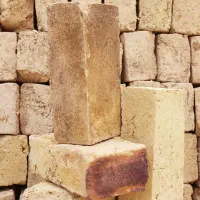 آجر دست دوم