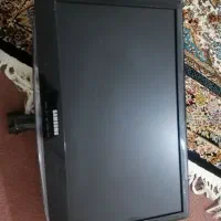 مانیتور و پایه دیواری