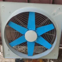 یک عدد تهویه 75 در 75 صنعتی