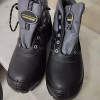 کفش کار سایز 42نونو|کیف، کفش، کمربند|سمنان, |دیوار