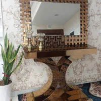 آینه وساعت ایستاده