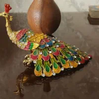 طاووس و خروس برنجی