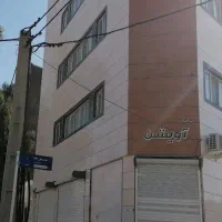 مغازه ۴۰ متری نبش مدرس ۲۳