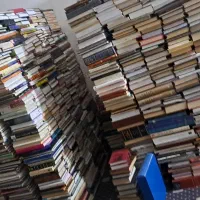 کتابهای قدیمی و جدید