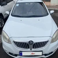 برلیانس صندوق دار