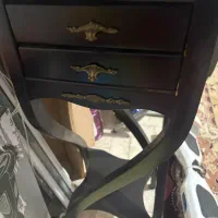 میز کنار سالنی