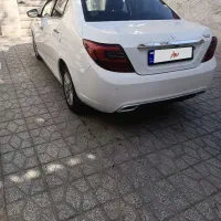 دنا پلاس تیپ 2مدل 401کم کار|خودرو سواری و وانت|بروجرد, |دیوار