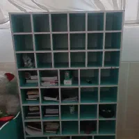 قفسه چوبی کتابخانه