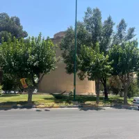 ۲۰ متر مغازه بر برج مردآویج