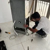 تعمیرات انواع برند های یخچال فریزر و ایستاده|خدمات پیشه و مهارت|مشهد, دانشجو|دیوار
