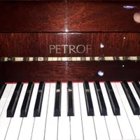 پیانو پتروف اروپایی