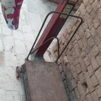 تعدادی وسیله بفروش میرسه