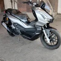 موتور سیکلت طرح adv