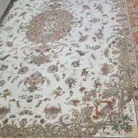 ۲ تخته فرش ۹ متری طرح ترنج، زمینه روشن