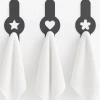 اویز حوله و چوب لباسی
