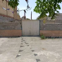 ۳۰۰متر/چهار دیواری/۳۰متر بنا/یه تومن نقد مابقی چک|فروش زمین و ملک کلنگی|محمدشهر, عباس آباد|دیوار