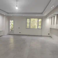 185متر/سند اداری/جردن /3پارکینگ/8ساله