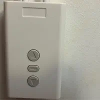 پروژکتور اپسون ژاپن همراه با پرده برقی فقط ۱۵ تومن|تلویزیون و پروژکتور|اصفهان, آبشار|دیوار