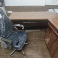 فروش‌میز مدیریتی با صندلی کاملا نو