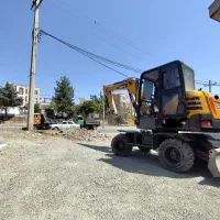 فروش مینی بیل لاستیکی سانی۶۵|خودرو سنگین|سنندج, |دیوار