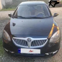 برلیانس مدل ۹۵اتومات ۳۲۰|خودرو سواری و وانت|رشت, شهرک صبا|دیوار