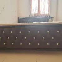 تخت دونفره بزرگ شیک و مدرن با تشک سالم|تخت و سرویس خواب|قرچک, مهدیه|دیوار