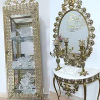 آیینه شمعدان و ویترین برنجی درحد جهاز