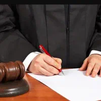 وکیل پایه یک دادگستری