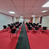 اجاره سالن همایش و کلاس آموزشی|اجارهٔ کوتاه‌مدت دفتر کار و فضای آموزشی|تهران, دکتر هوشیار|دیوار