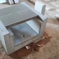 تولید  انواع قطعات بتنی  فنداسیون و پایه چراغ  .