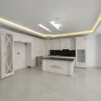 ۹۰متری۲خواب۲نبش خوش نور ونقشه نزدیک حاشیه اصلی