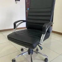 صندلی چرخ‌ دار جک دار اداری