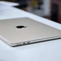 IPAD AIR / PRO / Mini & Mac Book