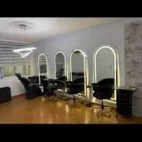 اجاره میز ناخن