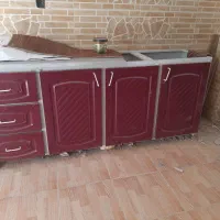 کابینت آشپز‌خانه فلزی تمیز