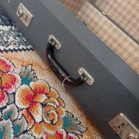 چمدان قدیمی|کلکسیون اشیاء عتیقه|شیراز, ده پیاله|دیوار