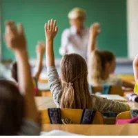 کلاس تقویتی ابتدایی در منزل شخصی خودم ساعتی ۵۰