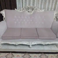 مبل راحتی و مبل کلاسیک همراه میز و عسلی|مبلمان خانگی و میز عسلی|تهران, دهم فروردین|دیوار