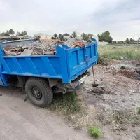 حمل خاک و نخاله توسط نیسان کمپرسی وبا دستگاه توماس|خدمات حمل و نقل|مشهد, احمدآباد|دیوار