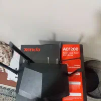 مودم Tenda روتر بی سیم دو بانده تندا AC6 AC1200|مودم و تجهیزات شبکه|تهران, نیروی هوایی (پیروزی)|دیوار