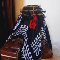 کلاه سنتی کرمانشاه .|لباس|اصفهان, باغ زیار|دیوار