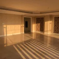 ۱۷۵ متر سه خواب نور مستقیم نقشه بدون پرتی