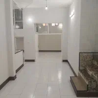 زیر همکف تجاری، بر بلوار اصلی