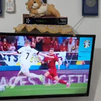 ال ای دی ۳۲ اینچ مارک مجیک|تلویزیون و پروژکتور|کلاله, |دیوار