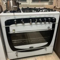 اجاق گاز لوفرا