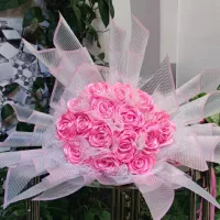 گل رز روبانی