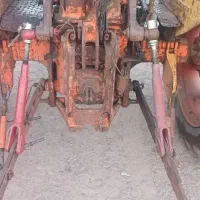 تراکتور رومانی مدل ۶۱ صحیح سالم