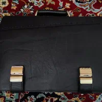 کیف دستی چرم طبیعی بند دار و قفل دار نو