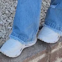 کفش دخترانه  در حد نو پوتین و اسپورت